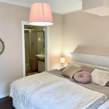 Diamond - Panorama Schiller Apartman