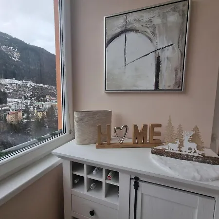 Diamond - Panorama Schiller Apartman